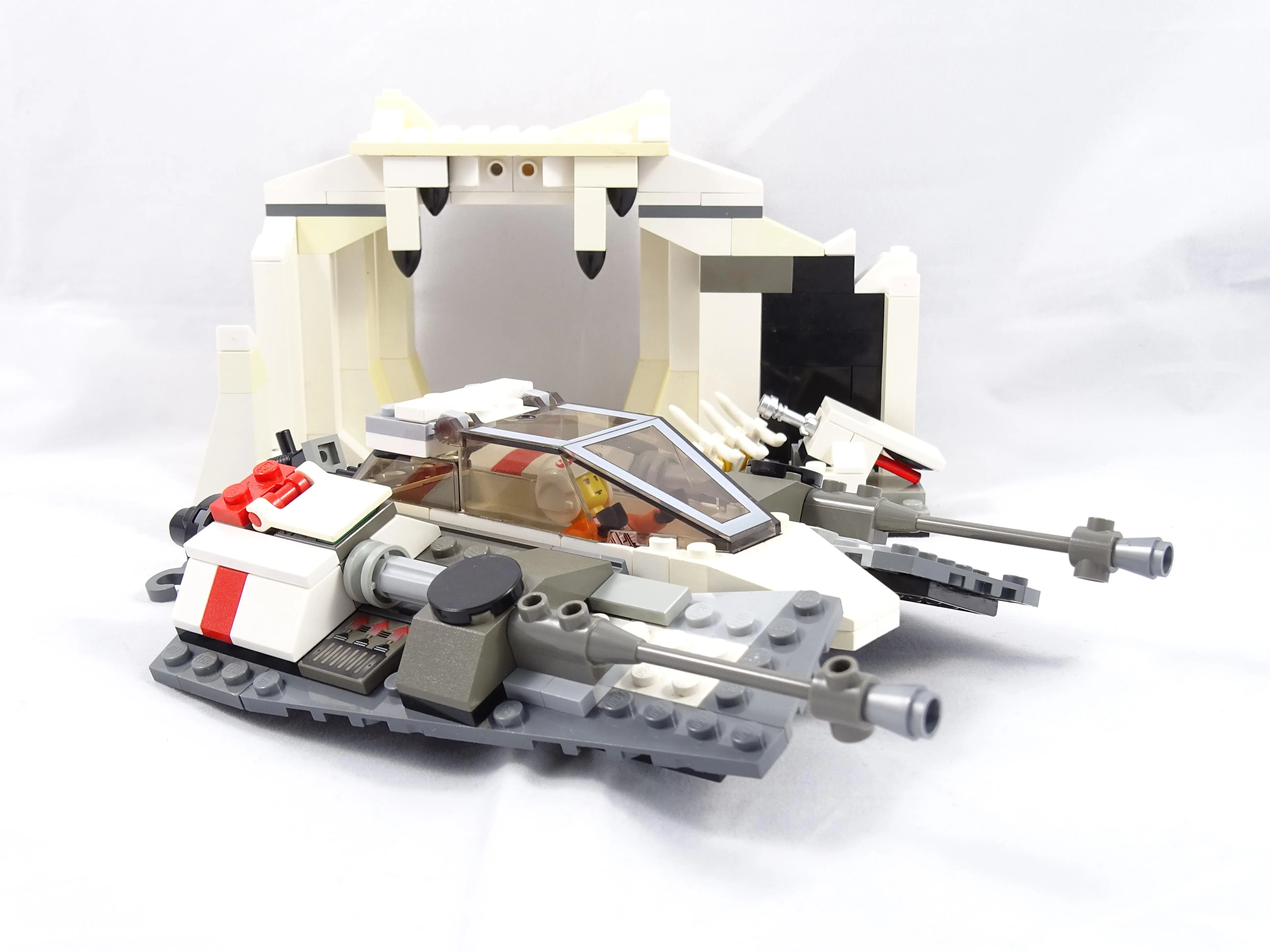 Hoth Wampa Cave